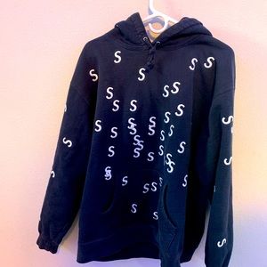 Supreme hoodie